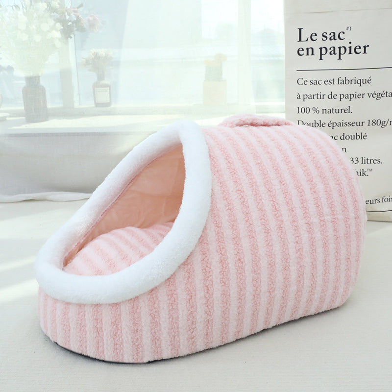 PetHaven.comThickenedThickened Three-dimensional Cat Nest Macaron Double-piece Autumn And WProduct information:
 
 Color: Small size 45*30*25, medium 55*40*30, large 60*45*35
 
 Specifications: pink, green, blue, yellow
 
 Material: cloth
 
 Applicable objbed