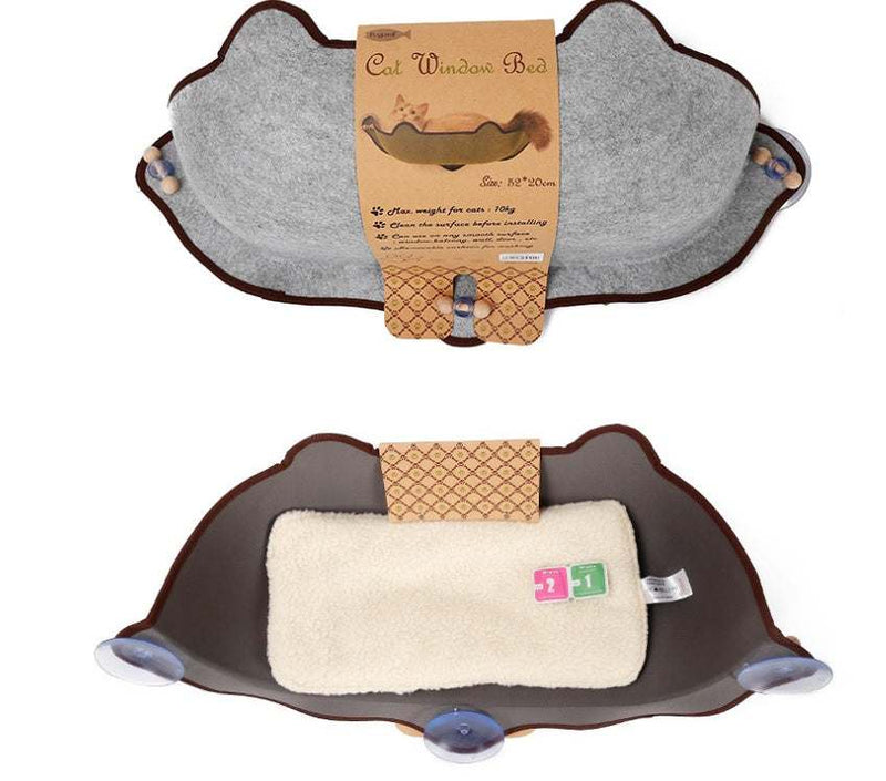 PetHaven.comWindow sill cat hammockWindow sill cat hammockSize: 59*22*13cm
 
 Material: EVA + felt cloth
 
 Product Features / Features:
 
 
 A wrapped suction cup cat hammock for winter and summer
 
 
 1. The cat litter isDog/Cat house