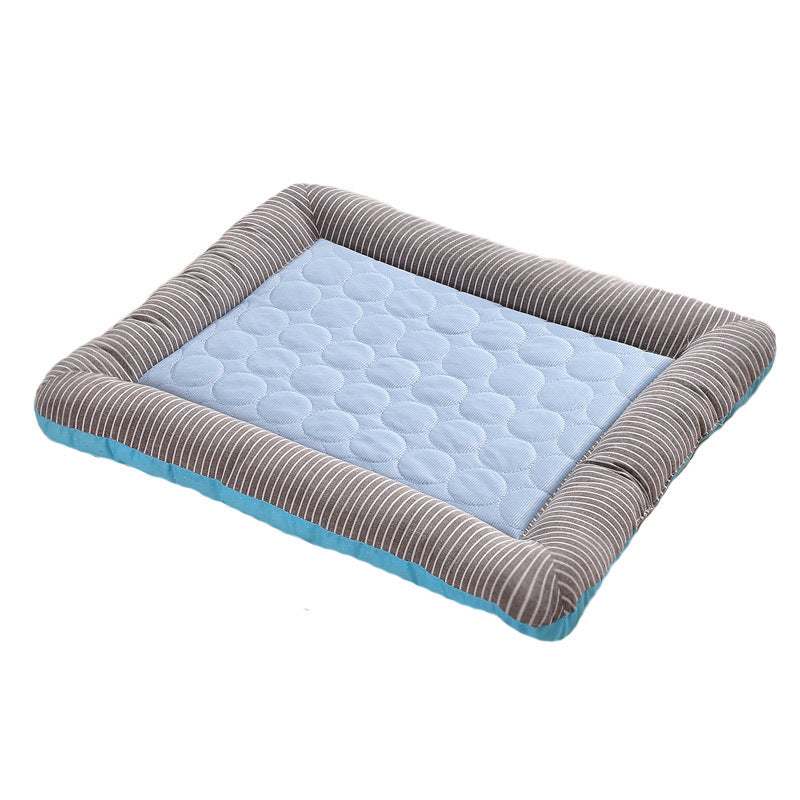 PetHaven.comCool Mat Blanket Ice Silk for PetsCool Mat Blanket Ice Silk for PetsOverview：Keep your furry friends comfortable during hot summer days with the Cool Mat Blanket Ice Silk for Pets. Made with breathable ice silk fabric, this mat ensurDog/Cat house