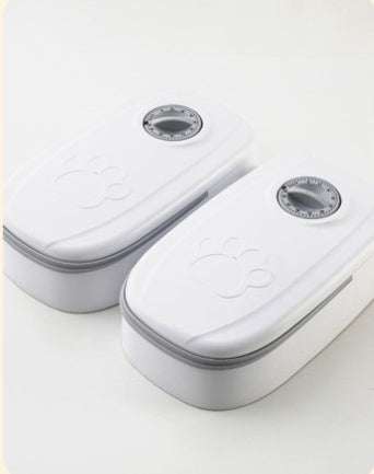 PetHaven.comstainless steel automatic dog feederstainless steel automatic dog feederOverview:
The stainless steel automatic dog feeder is the ultimate solution for pet owners looking for a reliable and hygienic feeding option. Designed with durabilibowls