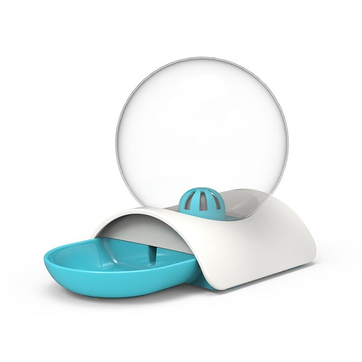 PetHaven.comPet automatic drinking fountainPet automatic drinking fountainMaterial: ball / AS; other / PP
 
 Product size: 29*18*23 cm
 
 Capacity: 2.8L
 
 Compact body, spherical water bottle, large capacity. Semi-circular small bowl to e0