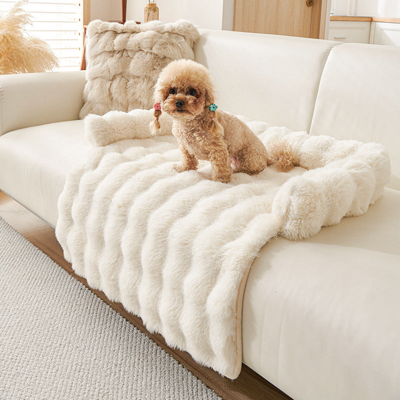 PetHaven.comPets Dog Mat Winter Thicken ThermalPets Dog Mat Winter Thicken Thermal Non-slip Pet ProductsProduct information:
 
 Specification: 75x75cm
 
 Material: Plush
 
 Applicable object: Dog


Packing list: 

1 x Dog mat

Product Image:0
