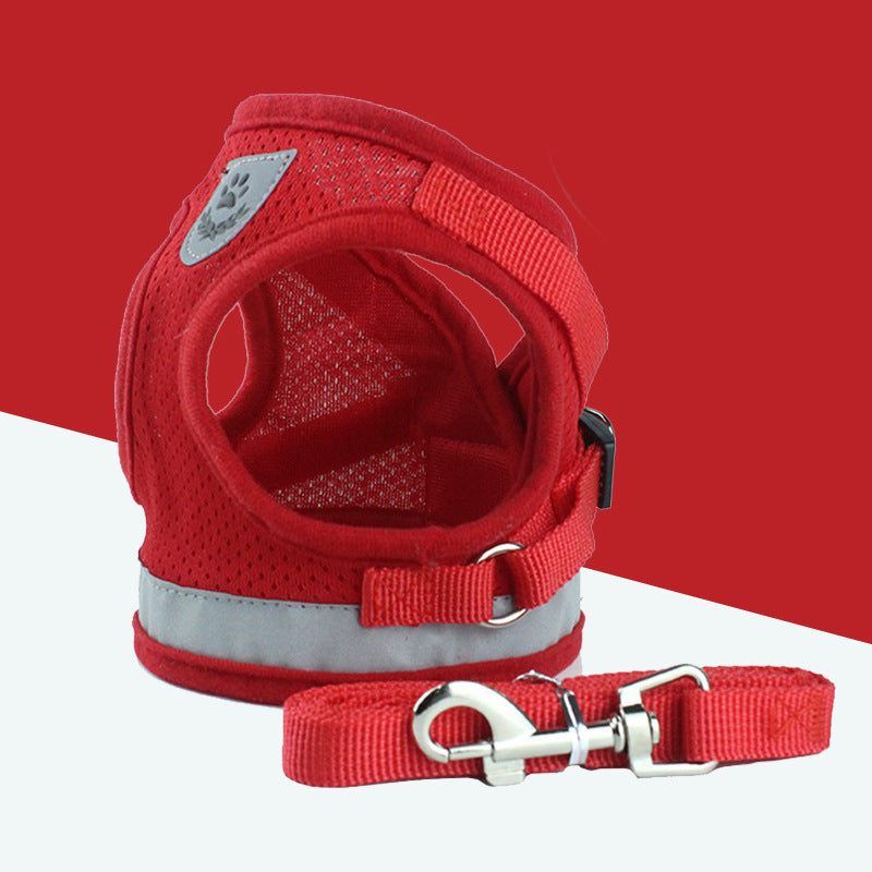 PetHaven.comPet Leash Breathable Mesh Chest BackPet Leash Breathable Mesh Chest BackOverview:
 
 Hook and loop closure, easy to put on and take off
 
 Breathable mesh material. Soft and comfortable, make your pet comfortable to wear
 
 Reflective bepet handling