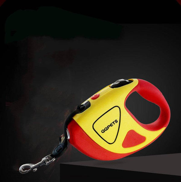 PetHaven.comPet Dog Automatic Retractable Fiber Leash Night Safety LED Shining Automatic Stretching Dog Hand Holding Rope Pet SuppliesPet Dog Automatic Retractable Fiber Leash Night Safety LED Shining AutOverview:
 
 Anti-slip rubberized frosted handle
 
 360° anti-winding
 
 Impact-resistant nylon plastic and glass fiber
 
 Durable nylon braid
 
 


 Specification:
pet walker