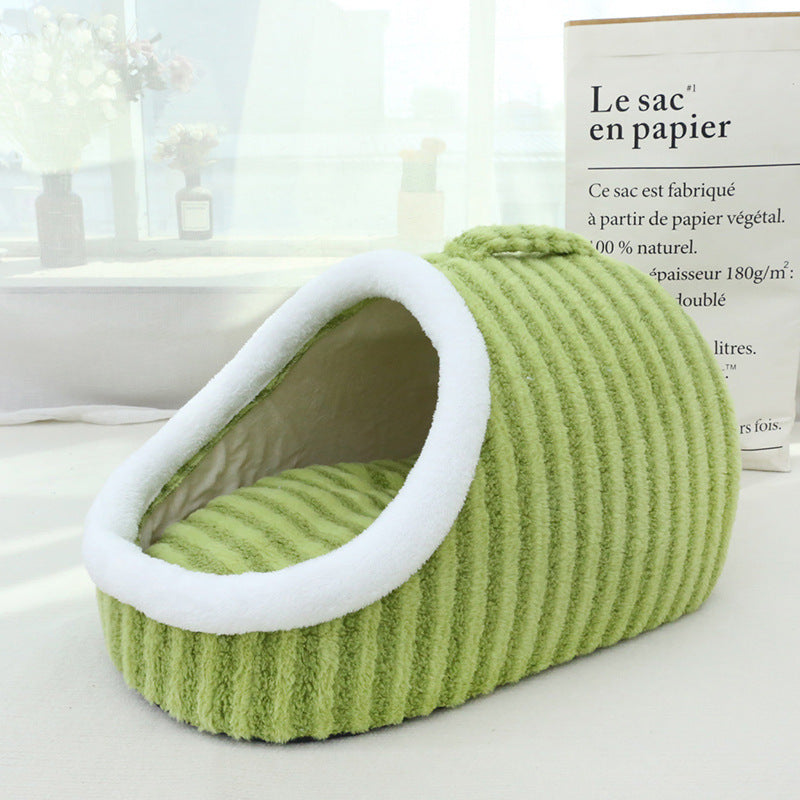 PetHaven.comThickenedThickened Three-dimensional Cat Nest Macaron Double-piece Autumn And WProduct information:
 
 Color: Small size 45*30*25, medium 55*40*30, large 60*45*35
 
 Specifications: pink, green, blue, yellow
 
 Material: cloth
 
 Applicable objbed