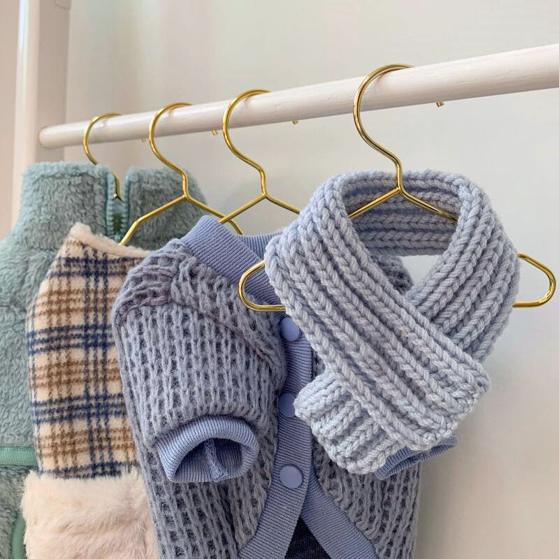 PetHaven.comWinter Pet Knitting Sweater BomeiAutumn And Winter Pet Knitting Sweater BomeiProduct information:
 
 
 Material: knitted
 
 Color: blue (excluding small bags), black squares, pink squares, blue dots, gray dots, red dots, rice double pockets, 0