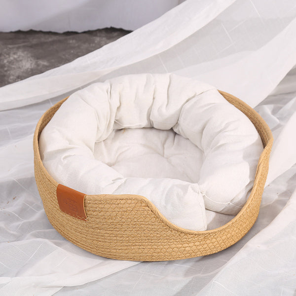 PetHaven.comSimple Wind Rattan Cat Nest Hand-woven Nest Universal Cat Scratching BoardSimple Wind Rattan Cat Nest, Hand-woven Nest, Universal Cat ScratchingModel            diameter                          height                                 recommended weight
S                       32cm                            Litter box